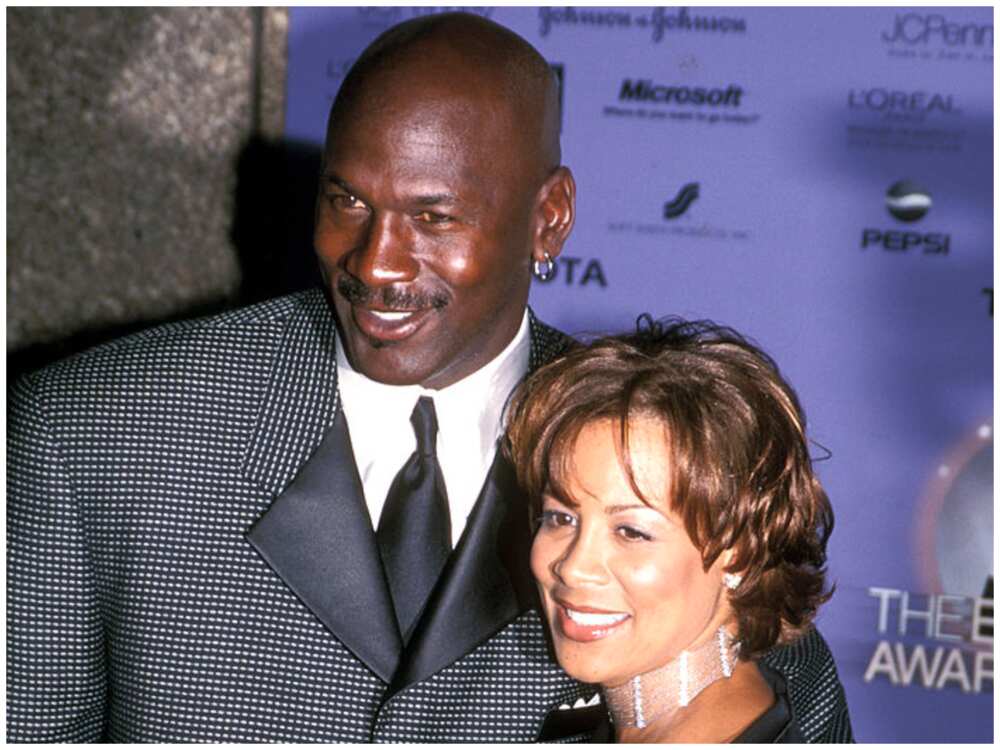 What Happened To Juanita Vanoy All You Need To Know About Michael Jordans Ex Wife Yencomgh 