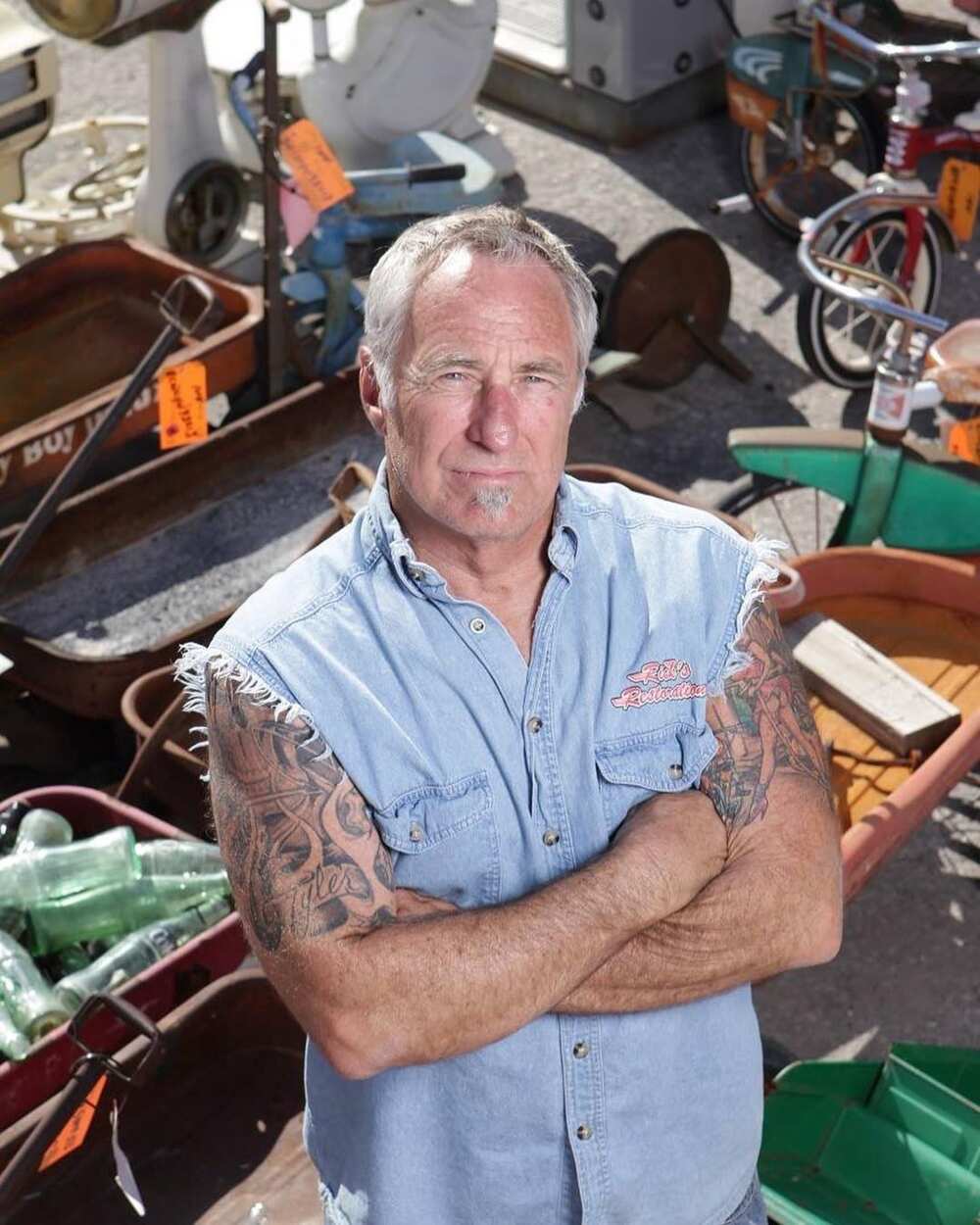 Personalmente Cha amenaza What happened to Rick Dale from American Restoration? Facts and latest  updates - YEN.COM.GH