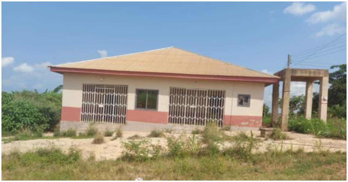 The newly constructed toilet facility at Ampabame no.1