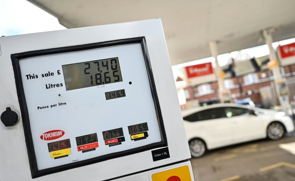 Inflation remains high in the UK as motor fuel prices rose in September