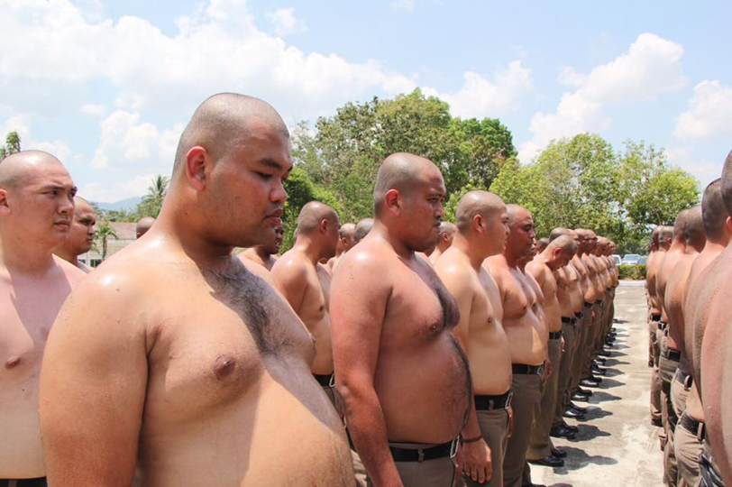 Thailand sending fat people to police camps