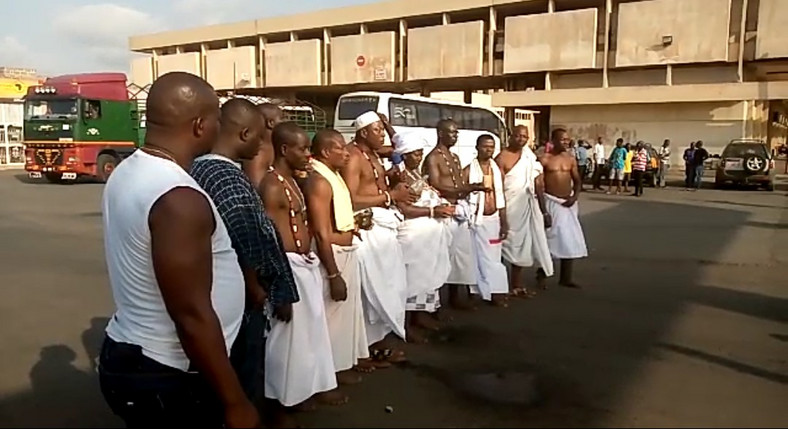 Coronavirus: Traditional priests in Aflao perform 'juju' against spread of disease