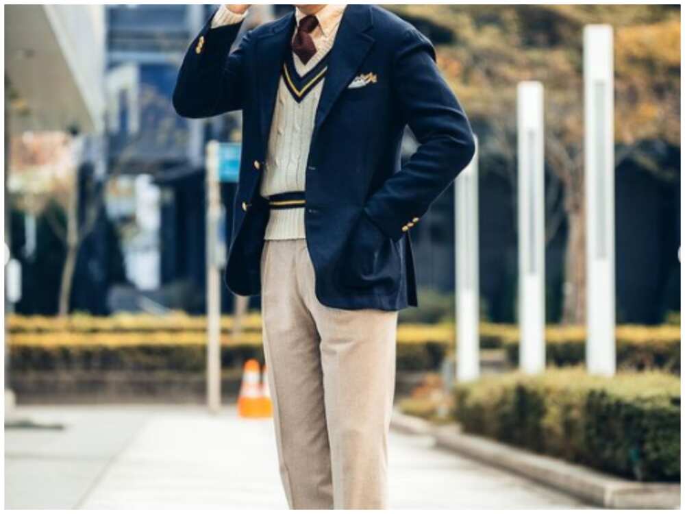 Men's business casual outfit