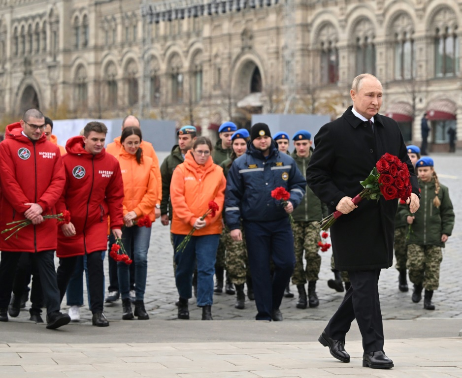 In Moscow, Putin led patriotic celebrations on Unity Day