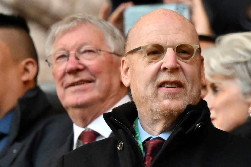 Manchester United's American co-chairman Avram Glazer attended the League Cup final with the club's former manager Alex Ferguson
